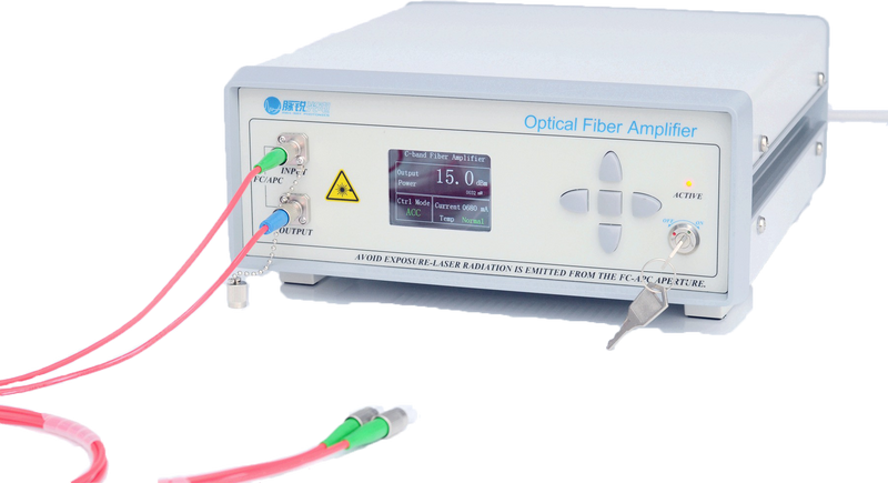 High Power Single-Mode Erbium-doped Fiber Amplifier for C-band