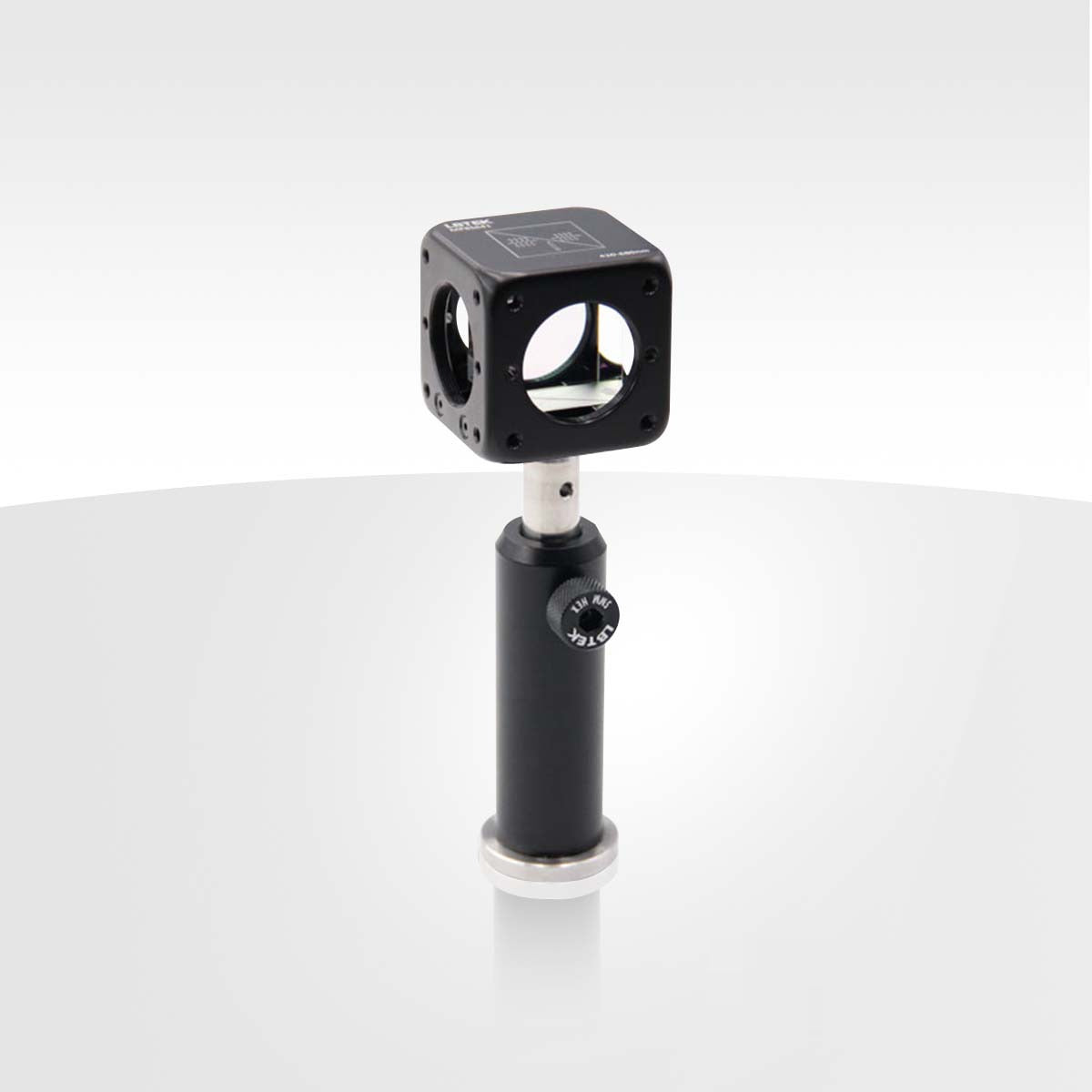Broadband Polarizing Beamsplitter Cube, AR Coating 620 nm-1000 nm PBS623